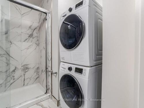 1101-60 Frederick St, Kitchener, ON - Indoor Photo Showing Laundry Room