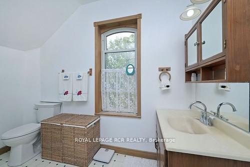 071533 10Th Line, East Garafraxa, ON - Indoor Photo Showing Bathroom