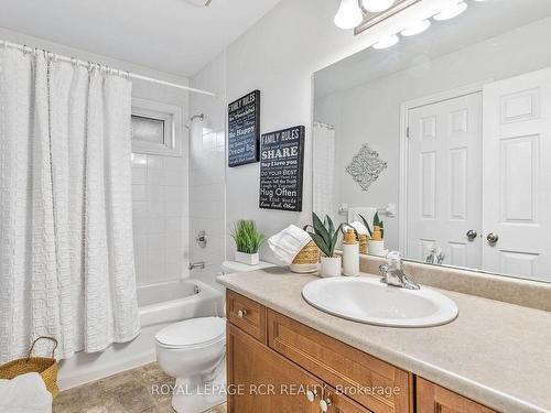 62 Springdale Dr, Kawartha Lakes, ON - Indoor Photo Showing Bathroom