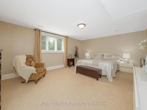 4987 Fourth Line, Erin, ON - Indoor Photo Showing Bedroom