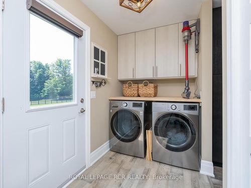 4987 Fourth Line, Erin, ON - Indoor Photo Showing Laundry Room