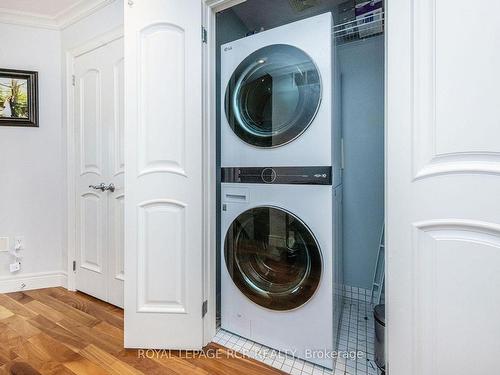 668 Cedar St, Shelburne, ON - Indoor Photo Showing Laundry Room