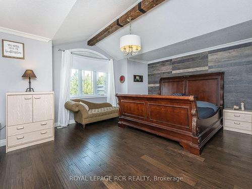 668 Cedar St, Shelburne, ON - Indoor Photo Showing Bedroom