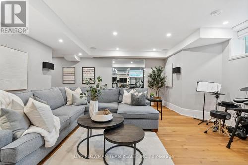 79 North Street, Whitby, ON - Indoor Photo Showing Living Room