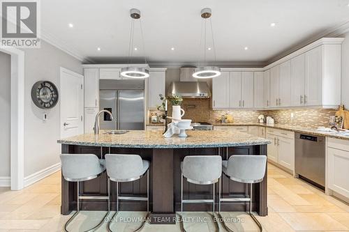 79 North Street, Whitby, ON - Indoor Photo Showing Kitchen With Upgraded Kitchen