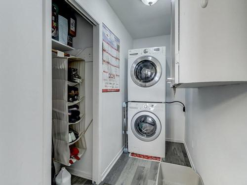 Laundry room - 560  - 564 Rue Lachaine, Saint-Jérôme, QC - Indoor Photo Showing Laundry Room