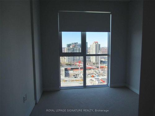 1902-4085 Parkside Village Dr, Mississauga, ON - Indoor Photo Showing Other Room