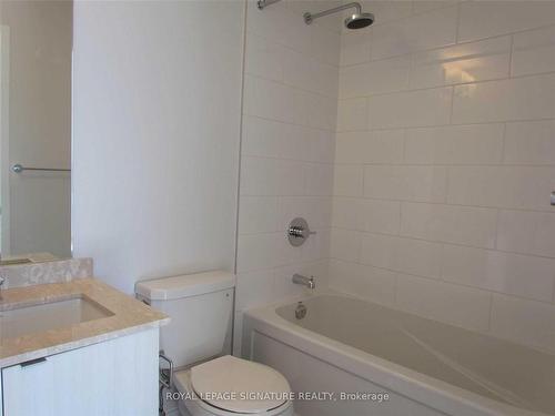 1902-4085 Parkside Village Dr, Mississauga, ON - Indoor Photo Showing Bathroom