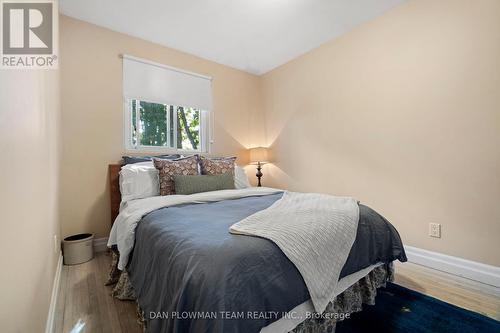 24 Belleview Drive, Orangeville, ON - Indoor Photo Showing Bedroom