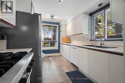 24 Belleview Drive, Orangeville, ON - Indoor Photo Showing Kitchen