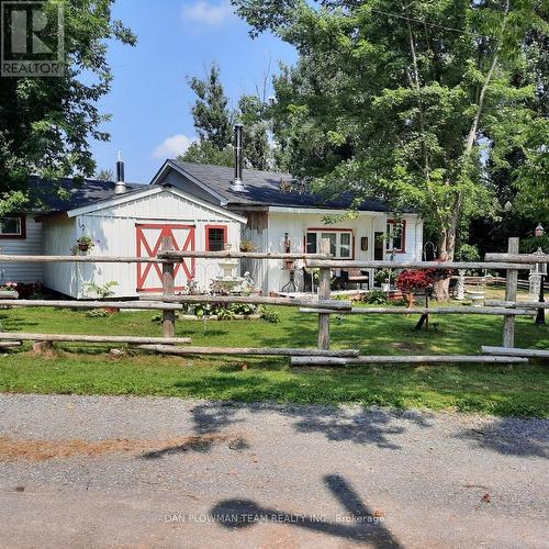 2 Driftwood Crescent, Kawartha Lakes, ON - Outdoor With Deck Patio Veranda