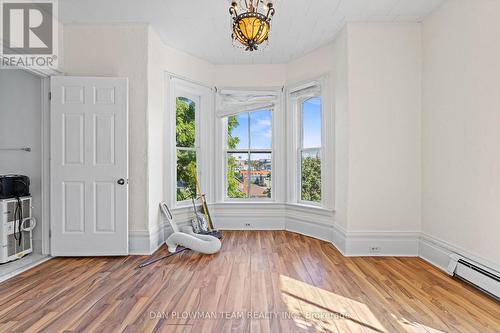 11 Isabel Street, Belleville, ON - Indoor Photo Showing Other Room