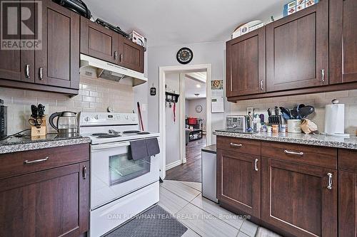 191 Simcoe Street S, Oshawa, ON - Indoor Photo Showing Kitchen