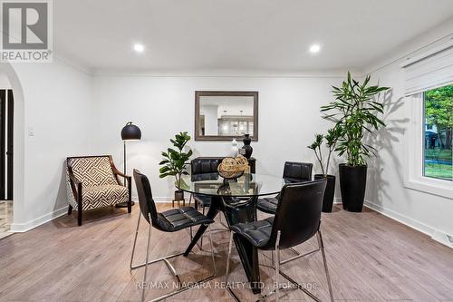 7180 Woodington Road, Niagara Falls, ON - Indoor Photo Showing Dining Room