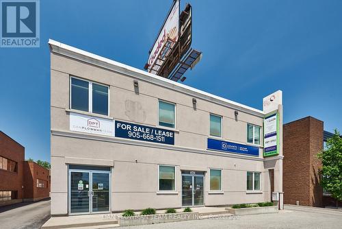 360 King Street W, Oshawa, ON 