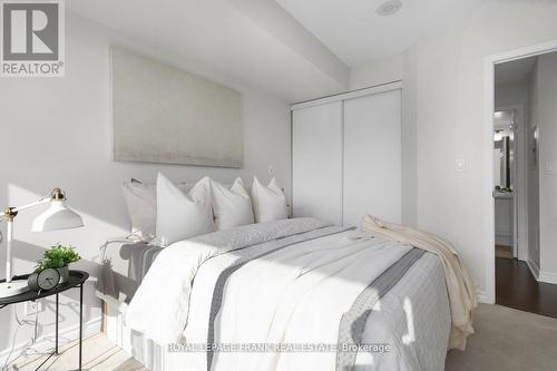 816 - 68 Grangeway Avenue, Toronto (Woburn), ON - Indoor Photo Showing Bedroom