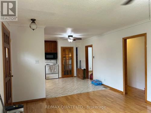 362 Grills Road, Quinte West, ON - Indoor Photo Showing Kitchen