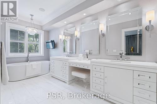 39B Oriole Road, Toronto, ON - Indoor Photo Showing Bathroom