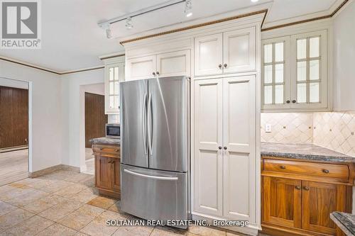 4 Chipstead Road, Toronto, ON - Indoor Photo Showing Kitchen