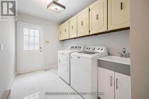 4 Chipstead Road, Toronto, ON - Indoor Photo Showing Laundry Room