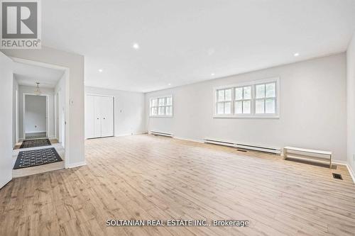 4 Chipstead Road, Toronto, ON - Indoor Photo Showing Other Room