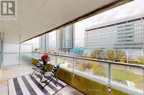 515 - 60 Town Centre Court, Toronto, ON - Outdoor With Balcony