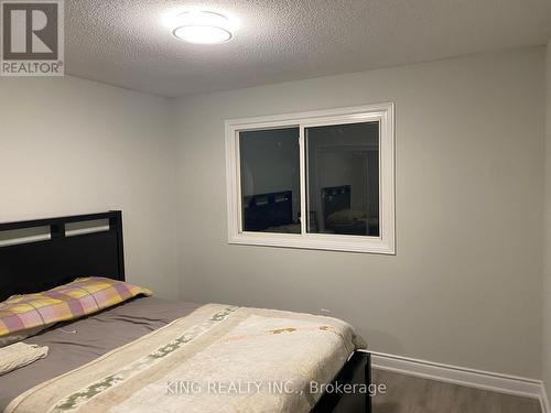 363 Church Street, Richmond Hill, ON - Indoor Photo Showing Bedroom