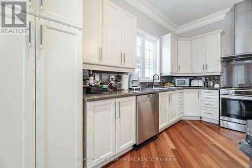 350 Via Romano Boulevard, Vaughan, ON - Indoor Photo Showing Kitchen