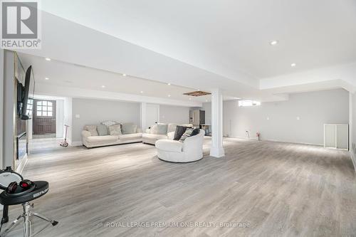 350 Via Romano Boulevard, Vaughan, ON - Indoor