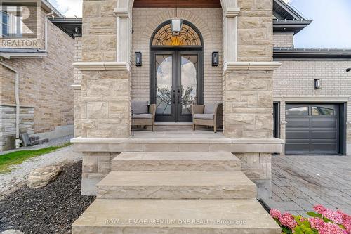 350 Via Romano Boulevard, Vaughan, ON - Outdoor