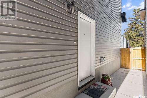 1127 7Th Street E, Saskatoon, SK - Outdoor With Exterior