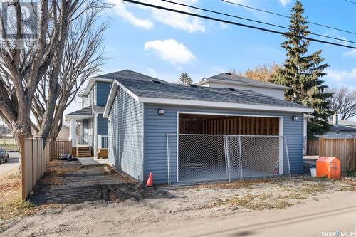 2511 Woodward Avenue, Saskatoon, SK - Outdoor