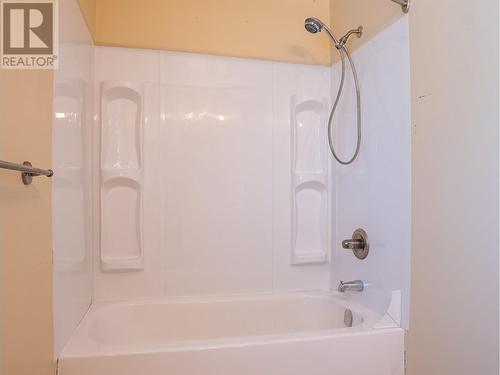 10929 Turgeon Drive, Dawson Creek, BC - Indoor Photo Showing Bathroom