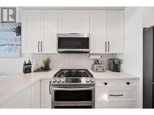 1901 Qu'Appelle Boulevard Unit# 102, Kamloops, BC - Indoor Photo Showing Kitchen