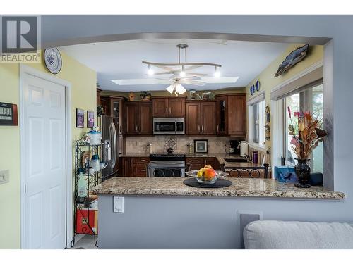 4450 Ponderosa Drive Unit# 201, Peachland, BC - Indoor Photo Showing Kitchen With Upgraded Kitchen