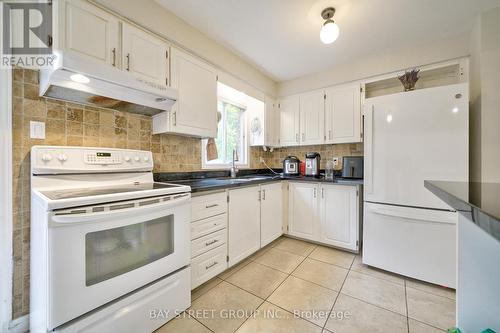 105 Patrice Crescent, Vaughan, ON - Indoor Photo Showing Kitchen With Double Sink