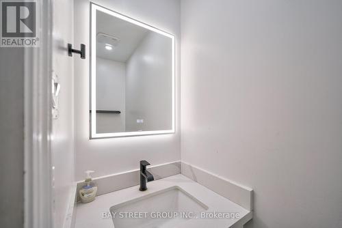 105 Patrice Crescent, Vaughan, ON - Indoor Photo Showing Bathroom