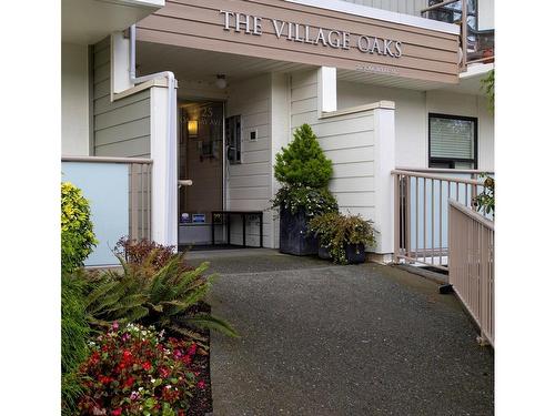 207-2125 Oak Bay Ave, Oak Bay, BC - Outdoor