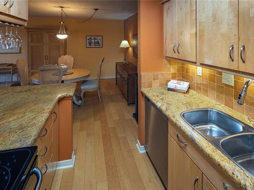 207-2125 Oak Bay Ave, Oak Bay, BC - Indoor Photo Showing Kitchen With Double Sink