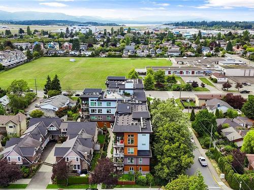 404-2319 Brethour Ave, Sidney, BC - Outdoor With View