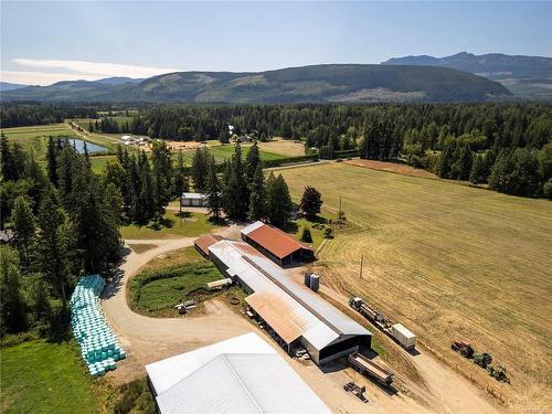 2332 Endall Rd, Black Creek, BC 