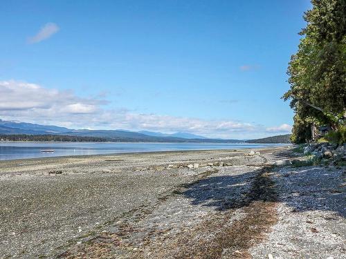 5791 Lacon Rd, Denman Island, BC 