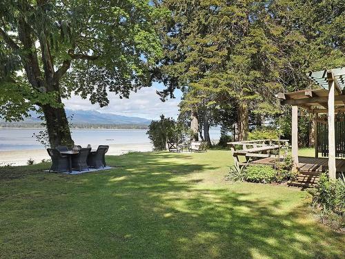 5791 Lacon Rd, Denman Island, BC 