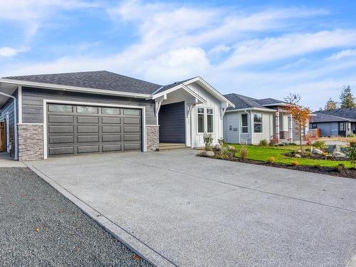 722 Salmonberry St, Campbell River, BC 