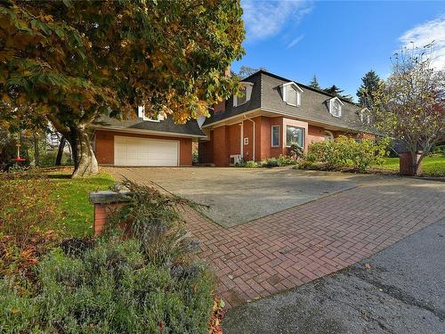 611 Island Rd, Oak Bay, BC 