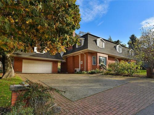 611 Island Rd, Oak Bay, BC 