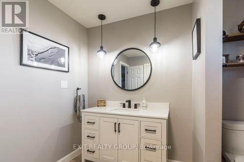 20 Rockhill Court, Belleville, ON - Indoor Photo Showing Bathroom