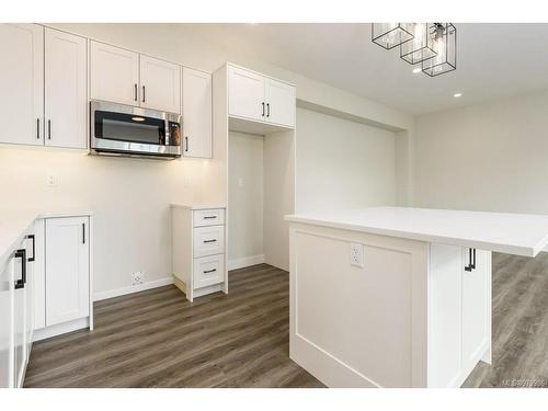 B-381 13Th St, Courtenay, BC - Indoor