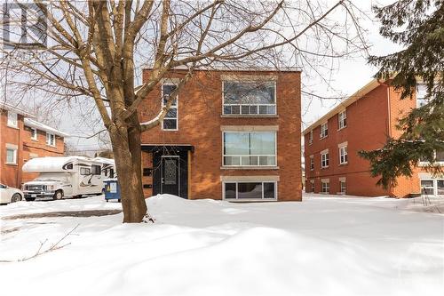 403 Peach Tree Lane Unit#3, Ottawa, ON - Outdoor