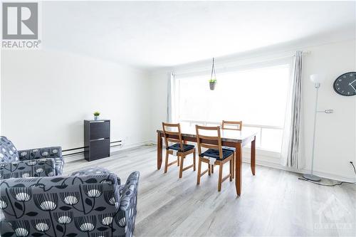 403 Peach Tree Lane Unit#3, Ottawa, ON - Indoor Photo Showing Dining Room